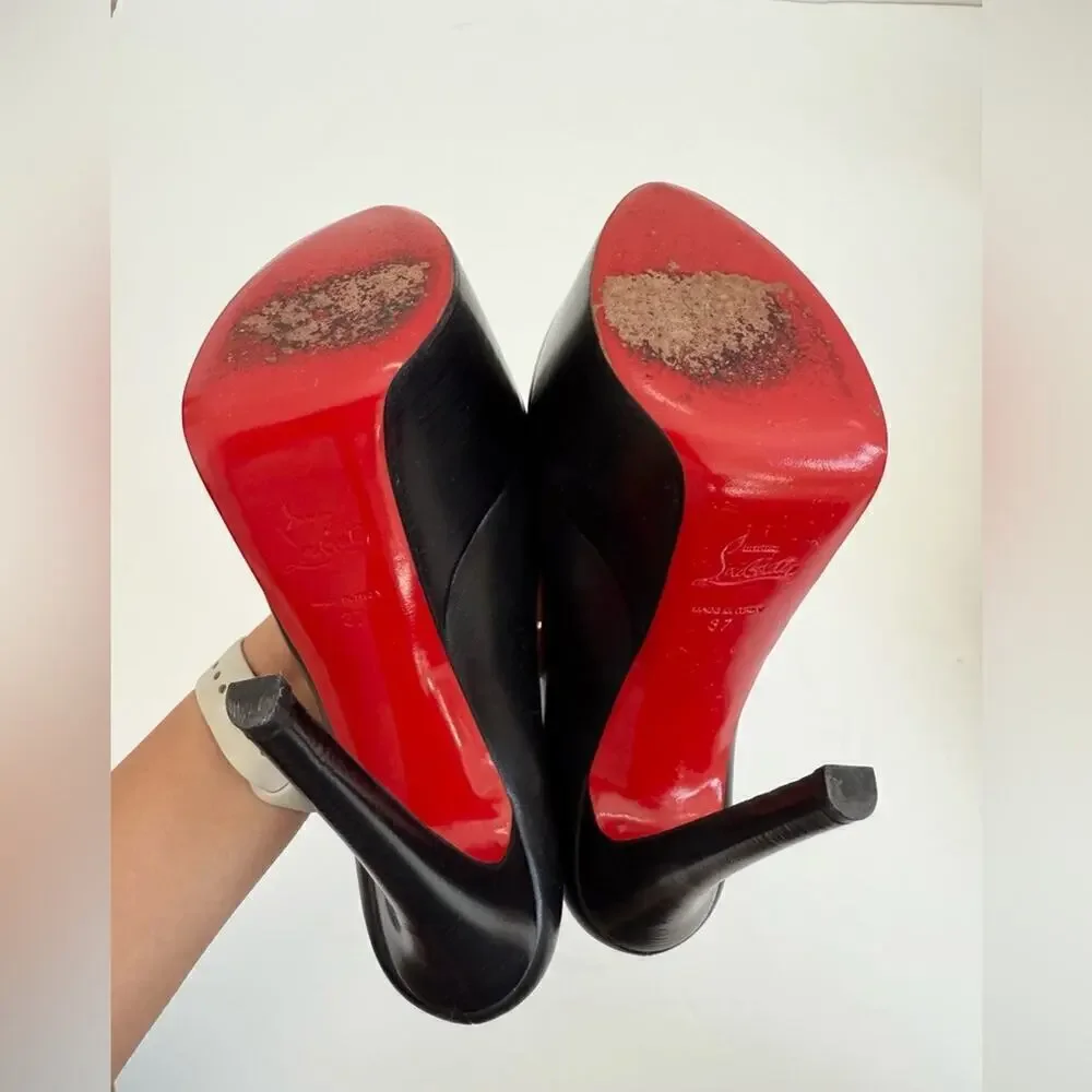 Christian Louboutin Black leather Victoria 160 mm platform pumps EU 37
